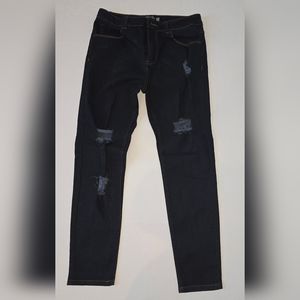 Woman's / Juniors Blue Age Dark Denim . Size 11